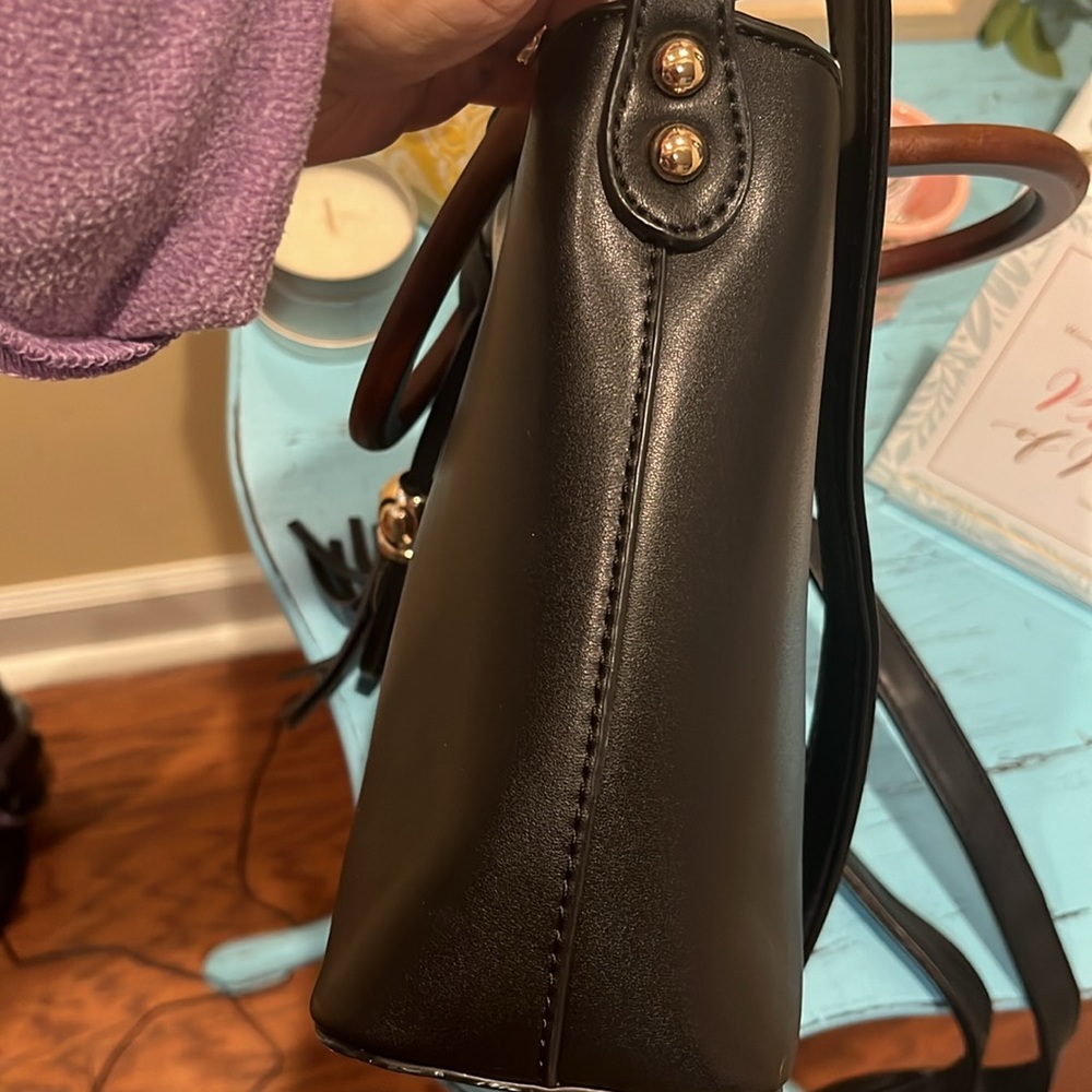 Love Trove 💗 Vegan Handbag + Crossbody, Black, EUC - Picture 9 of 9